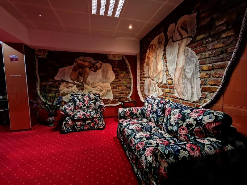 LEGENDS Chambers by Grand Pier Boutique city break with free breakfast for stays more than 3 nights - image 15