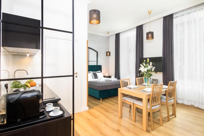 Studio Apartment 5  image 2