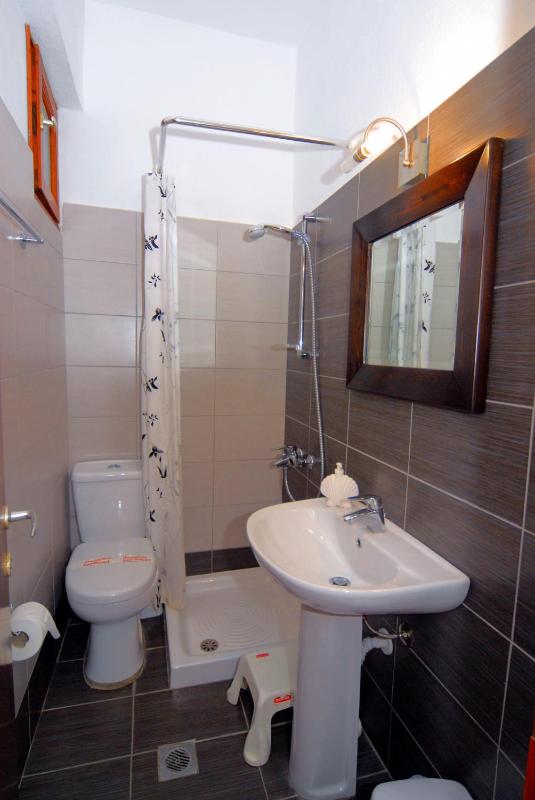 Aiolos House - image 10