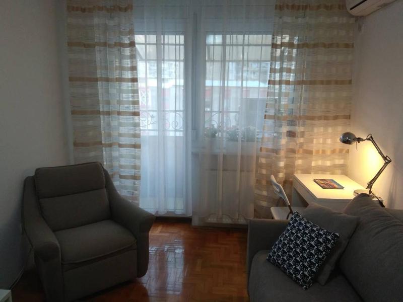 NEW Cosy studio - image 9