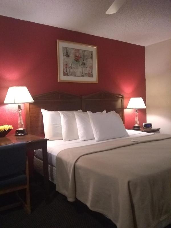 King Room image 1