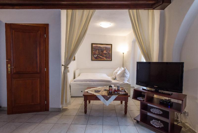 Deluxe Double Room image 2