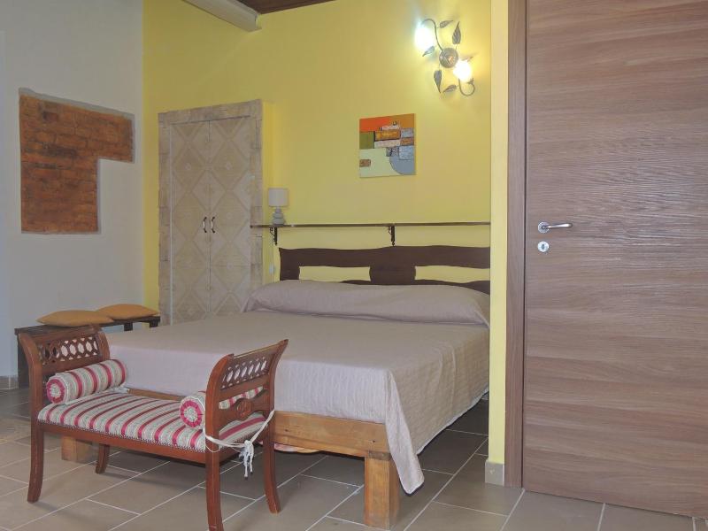 All'Ombra Del Noce B&B - image 17