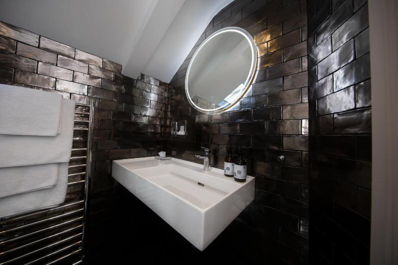 Superior Double Room image 2