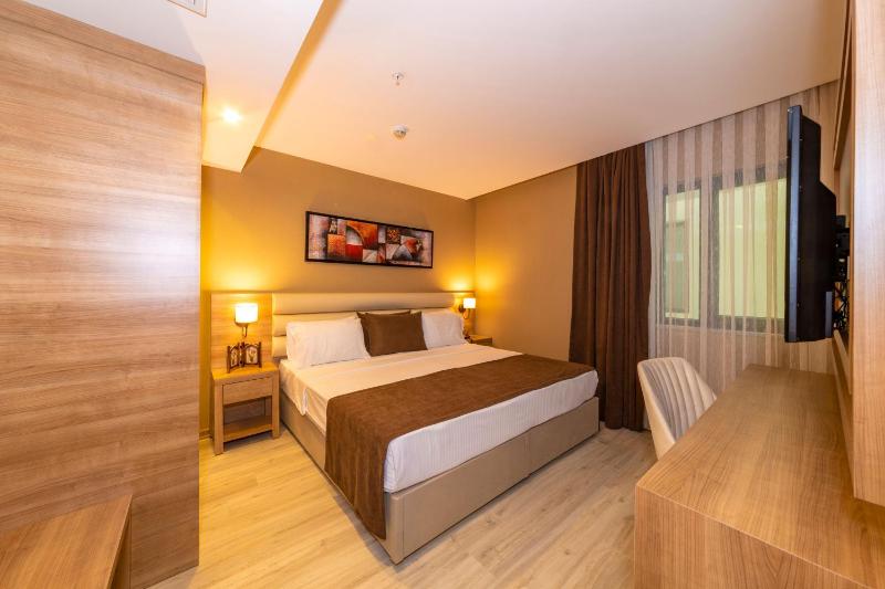 Comfort Suite image 2