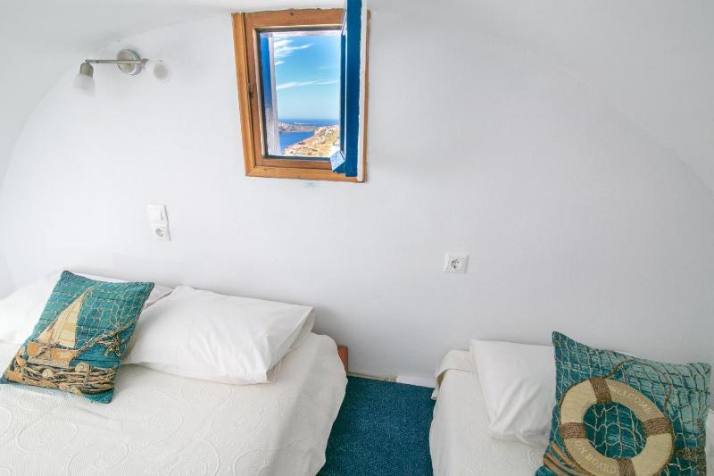 Stelios Rooms - image 6