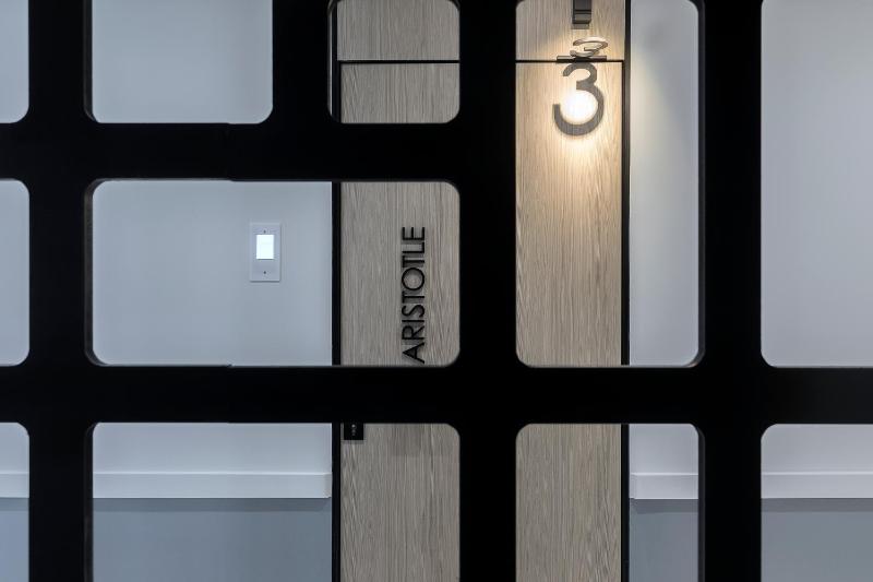 Deluxe Family Suite image 4