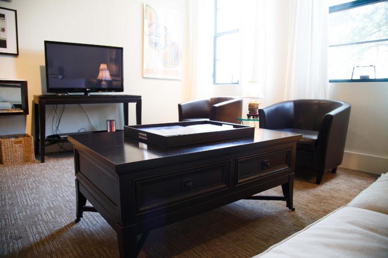 Superior Apartment image 2