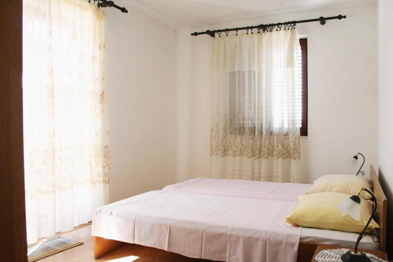 Studio with Terrace image 2