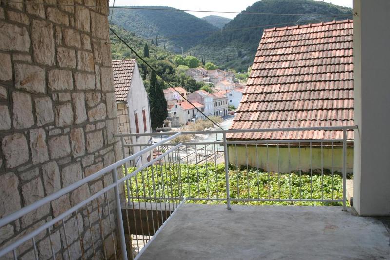 Two-Bedroom Apartment with Terrace and Sea View image 3