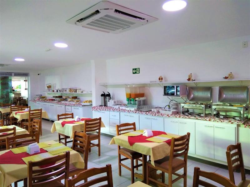 Simas Praia Hotel - image 44