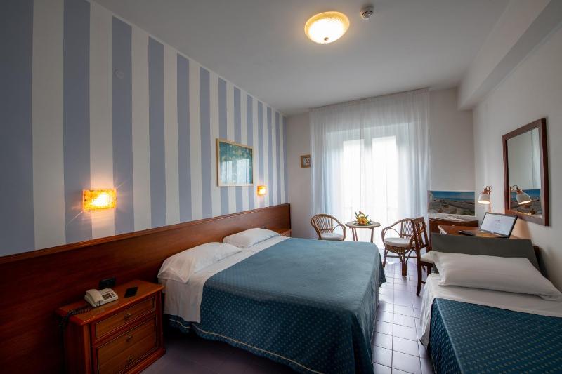Grand Hotel Excelsior - image 17