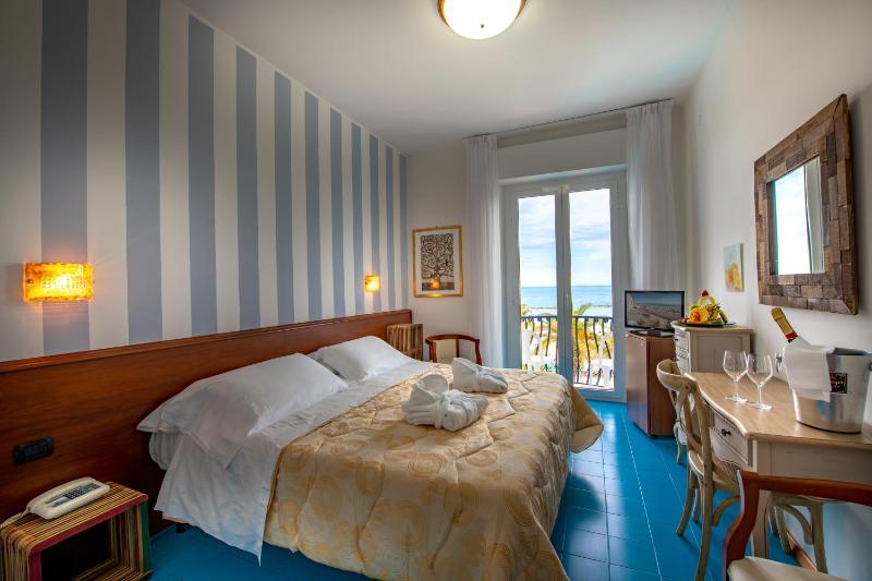 Grand Hotel Excelsior - image 48