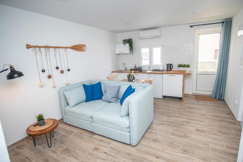 Apartment image 2