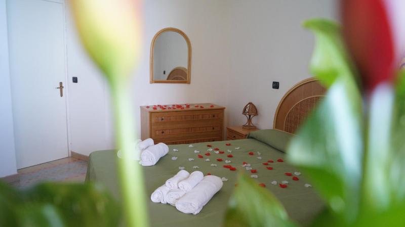 Apartment with Sea View image 2