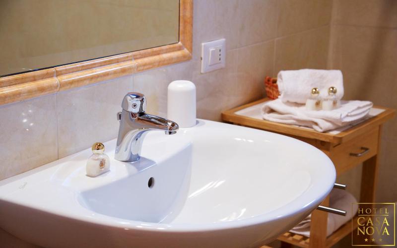 Quadruple Room with Private Bathroom image 2