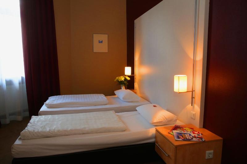 Hotel Columbus - image 10