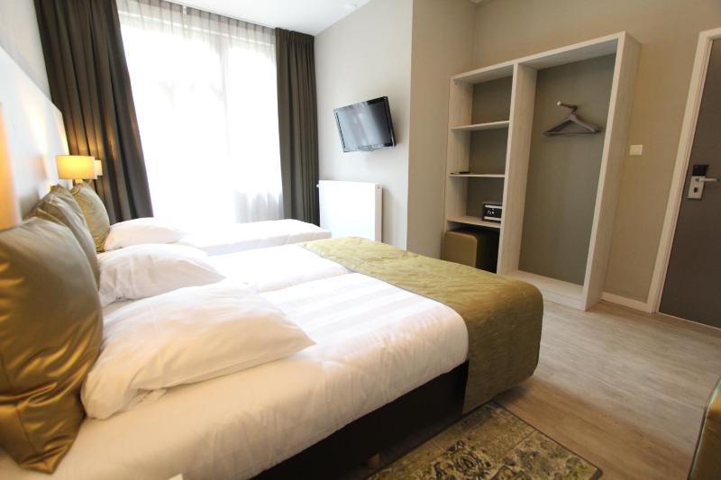 Apple Inn Hotel - image 3