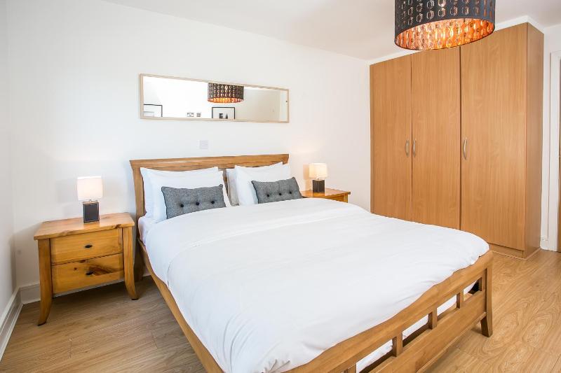 Grand Canal Square Apartments - image 8