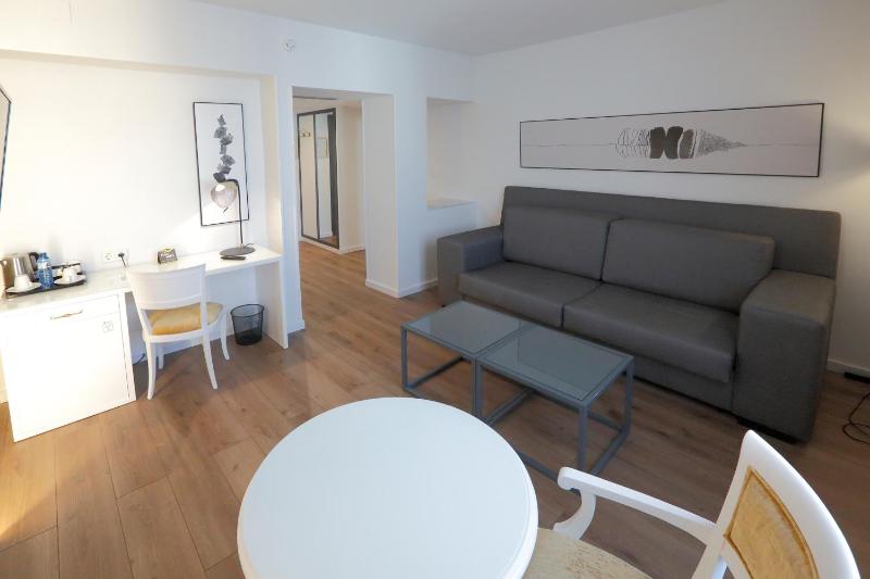Junior Suite image 4