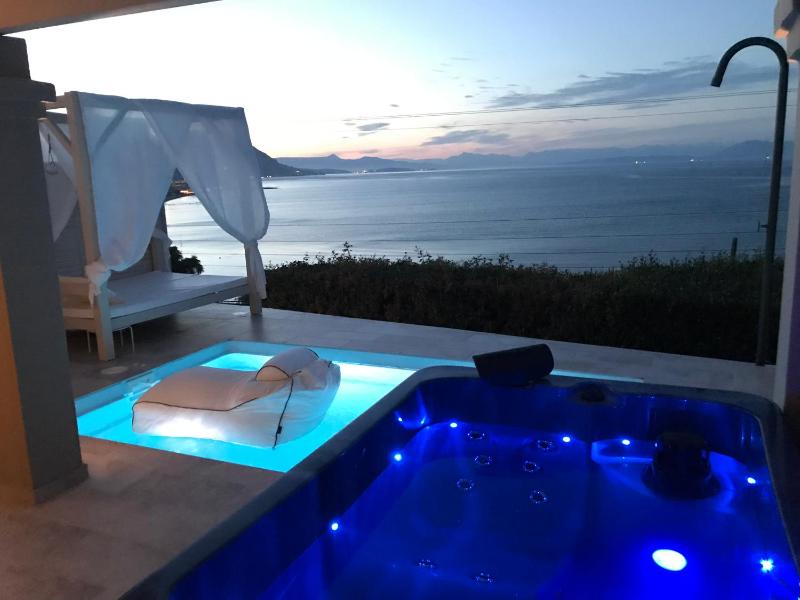 Villa Sea View with Private Heated Pool and Hot Tub image 3