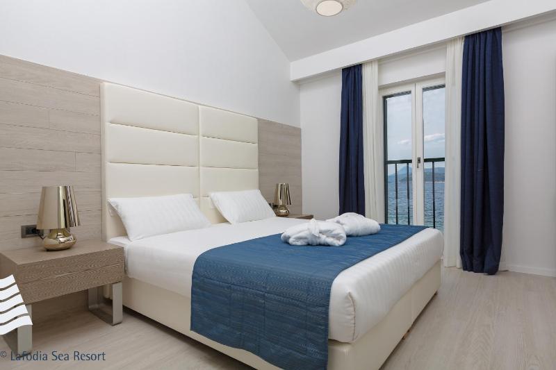 One-Bedroom Apartment with Sea View - Annex image 1
