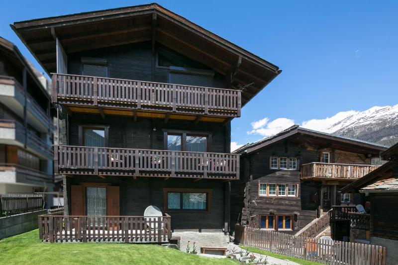 Chalet Aroleid Zermatt by Inspiringplaces Zermatt - image 3