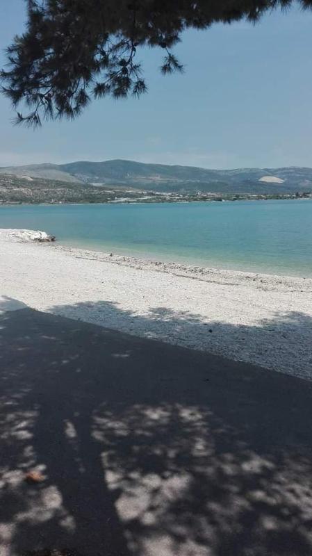 Economy Two-Bedroom Apartment with Terrace and Sea View image 2