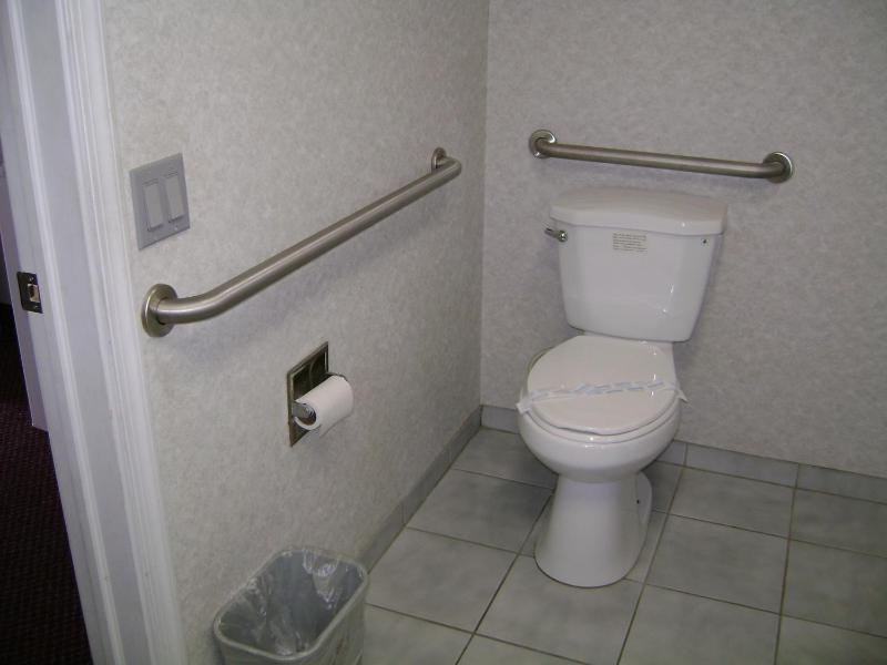 King Room - Non-Smoking image 2