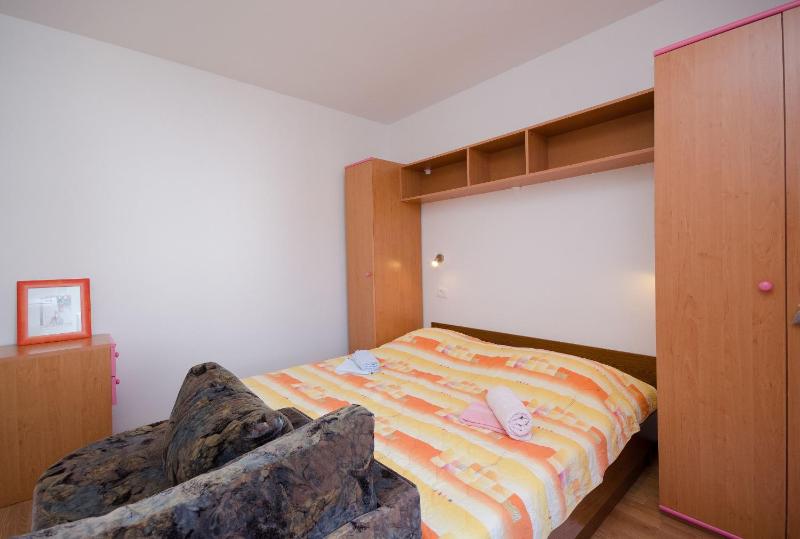 Double Room image 2
