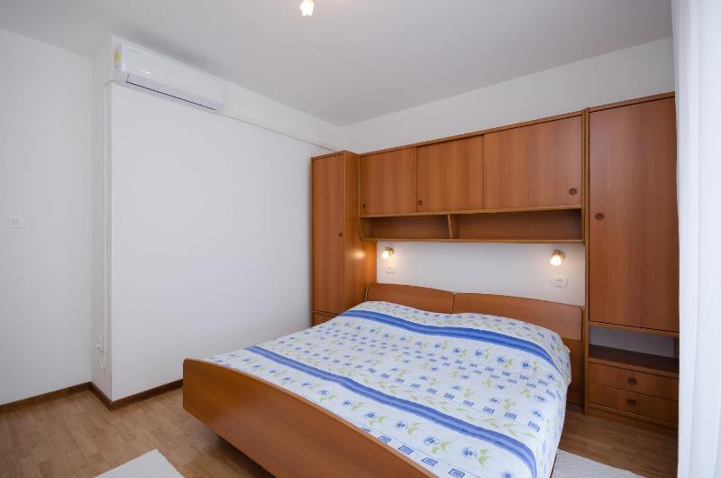 Triple Room with Terrace image 4