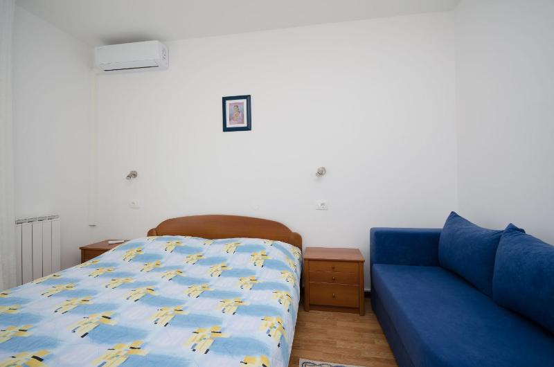 Triple Room - First Floor image 2