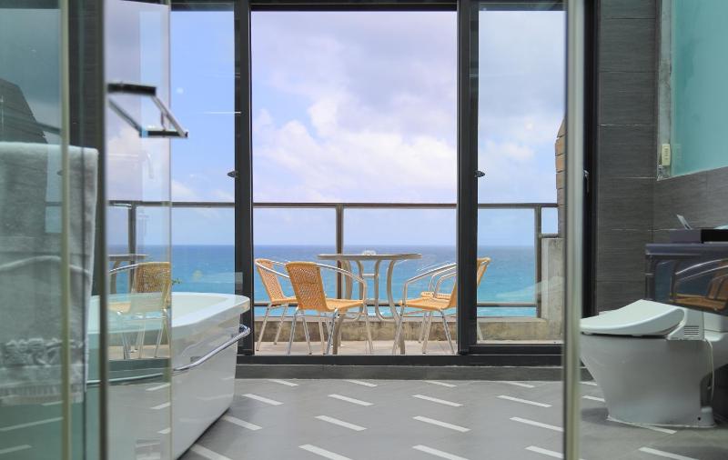 Jing Guan Hotel - image 32