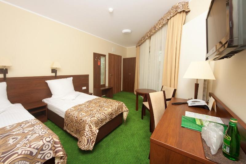 Double or Twin Room image 2