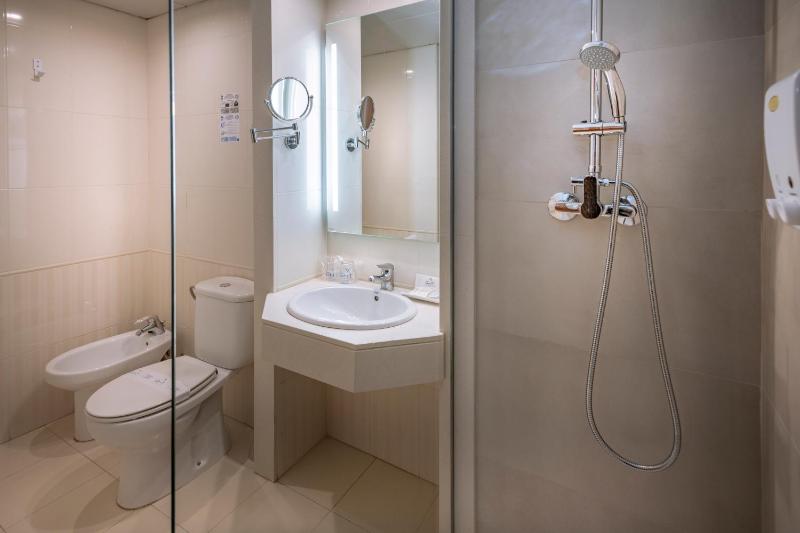 Double or Twin Room with Balcony and Pool View image 4