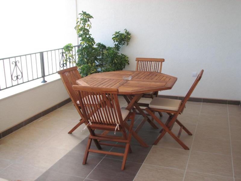 One-Bedroom Apartment with Terrace and Sea View image 2