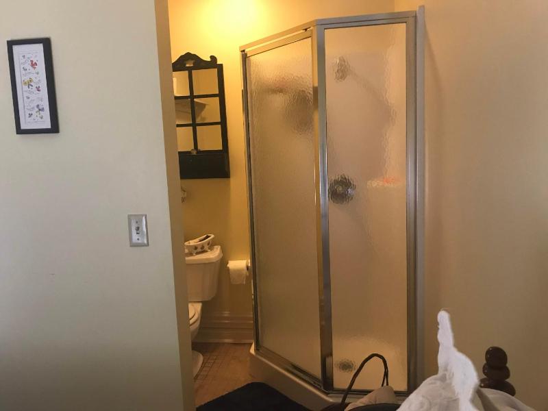 Double Room with Private Bathroom image 2
