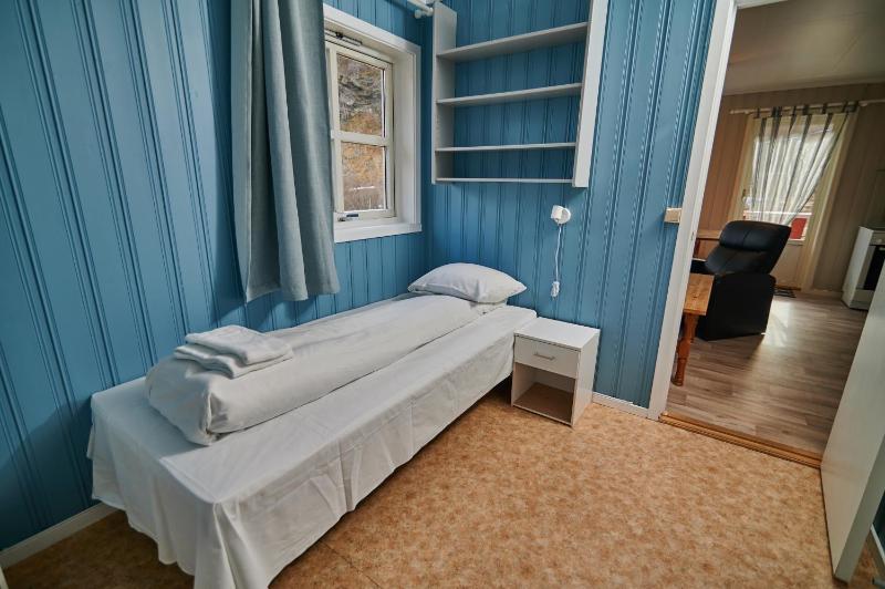 Two-Bedroom House image 2