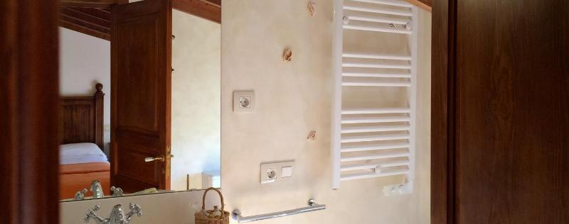 Double or Twin Room image 3