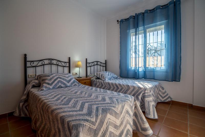 Chalet adosado Atalaya P - image 13