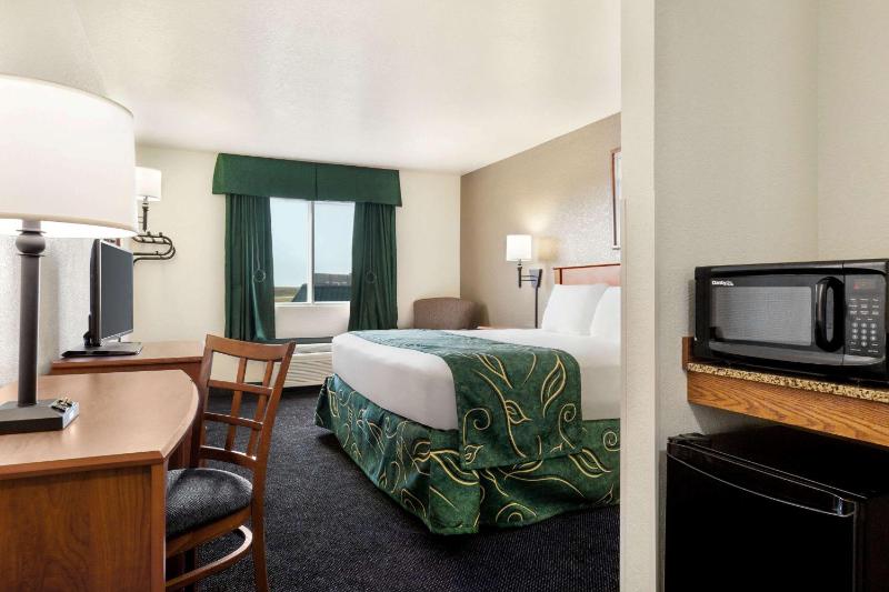 King Room - Mobility Access/Non-Smoking image 3