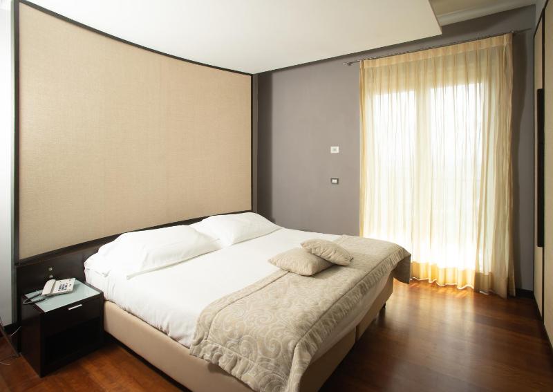 Apartment image 4