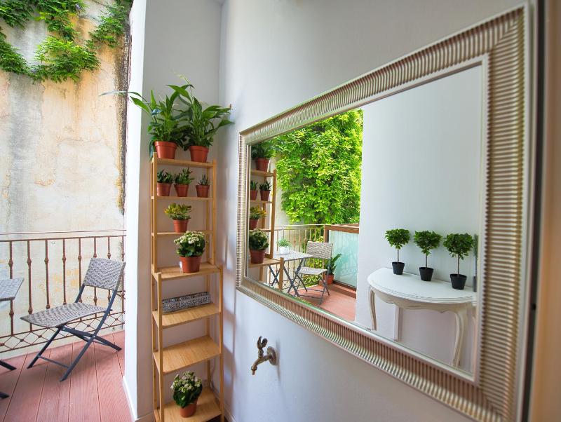 Apartment with Balcony image 4