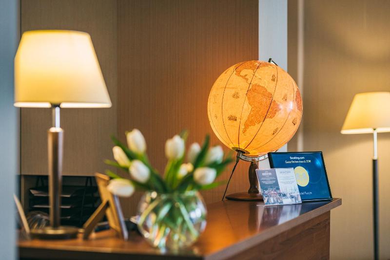 Hotel Forum - image 8