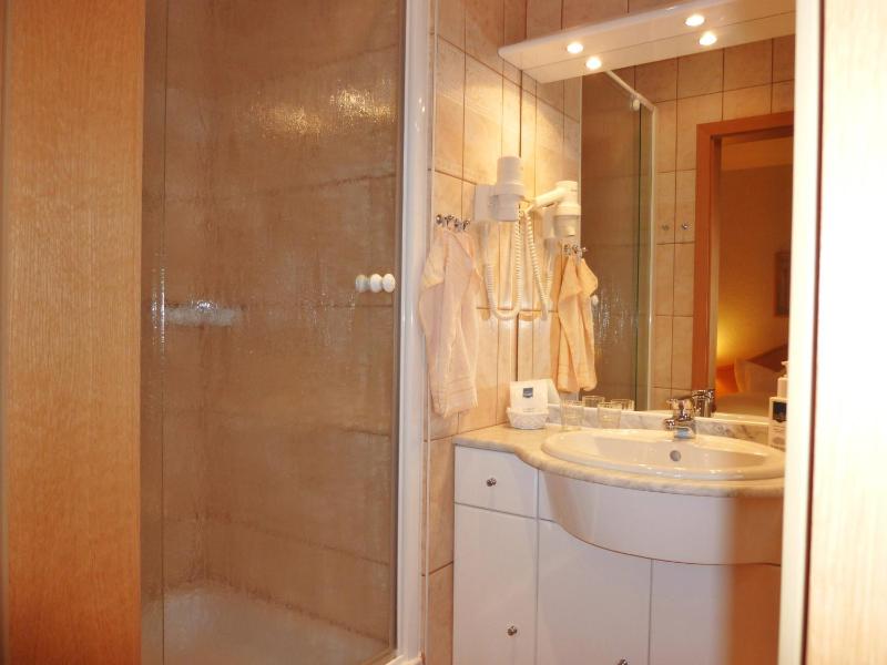 Comfort Double Room with Terrace image 3