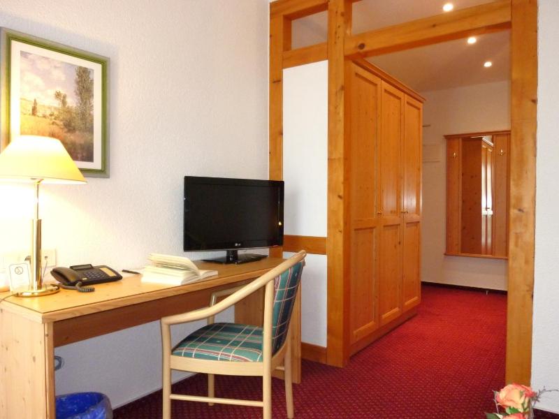 Comfort Double Room with Terrace image 4