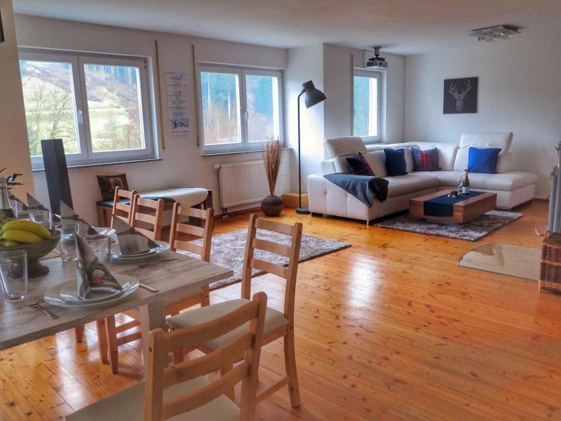 Five-Bedroom House image 4