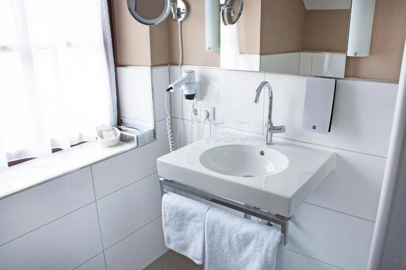 Superior Single Room (Annex) image 4