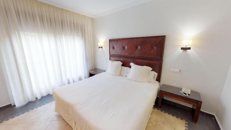 Superior Double or Twin Room image 3