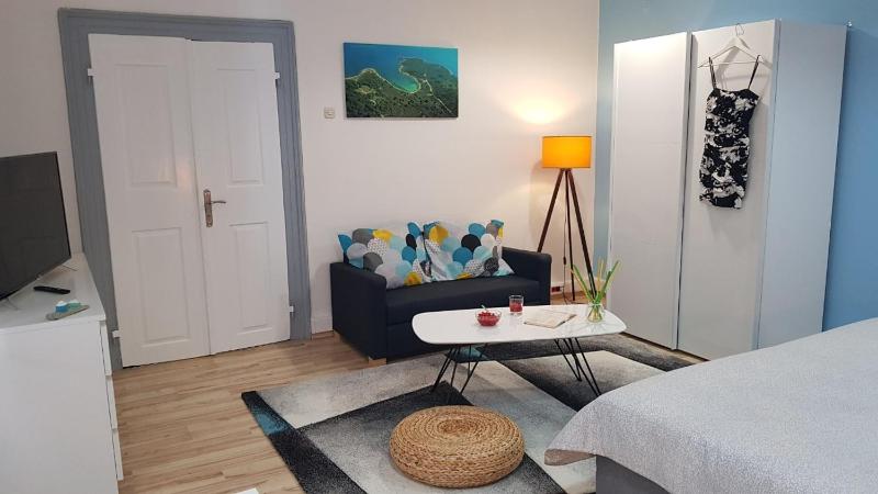 One-Bedroom House image 1